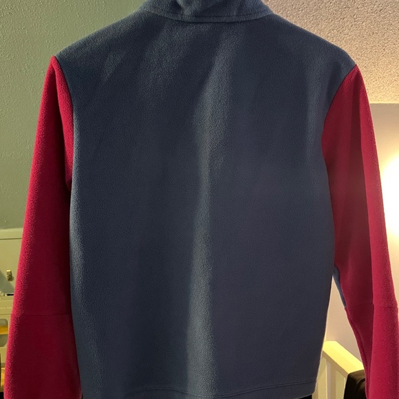 Patagonia  1/2 Zip Fleece - Picture 2 of 2